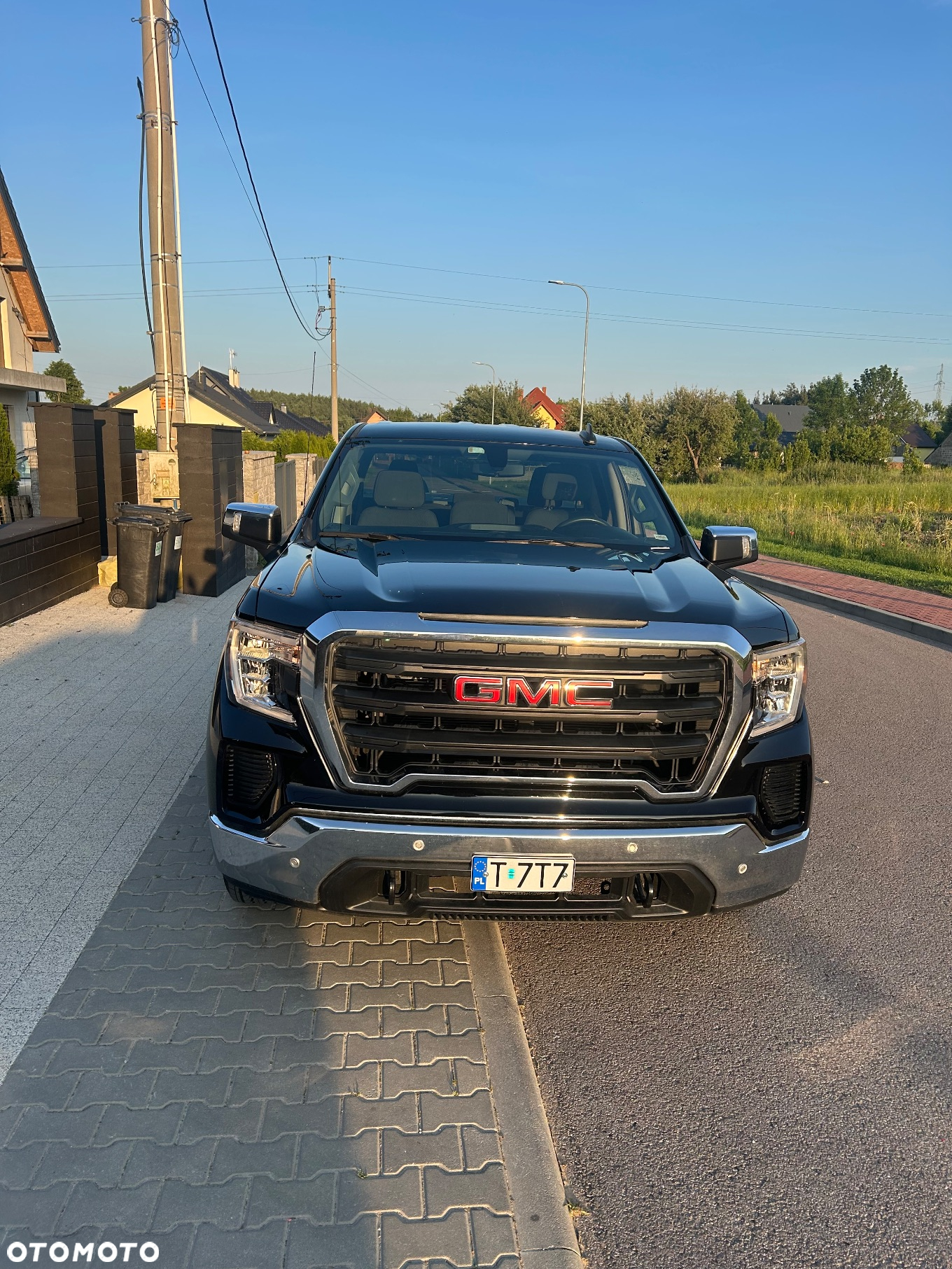 GMC Sierra - 3