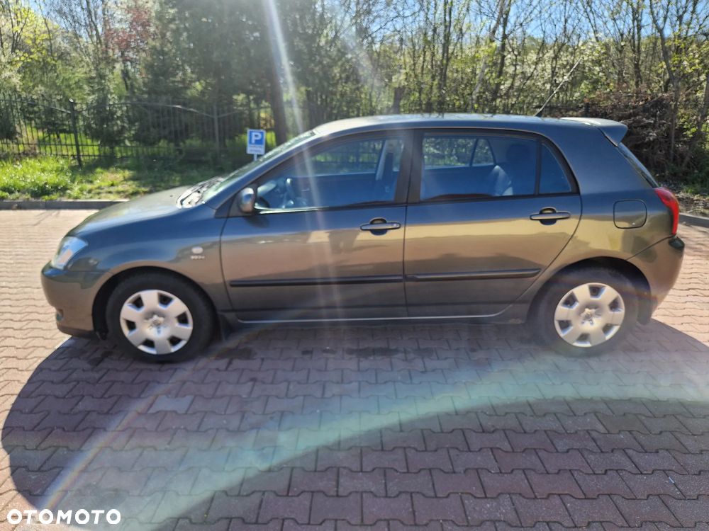 Toyota Corolla 1.6 VVT-i Terra - 3