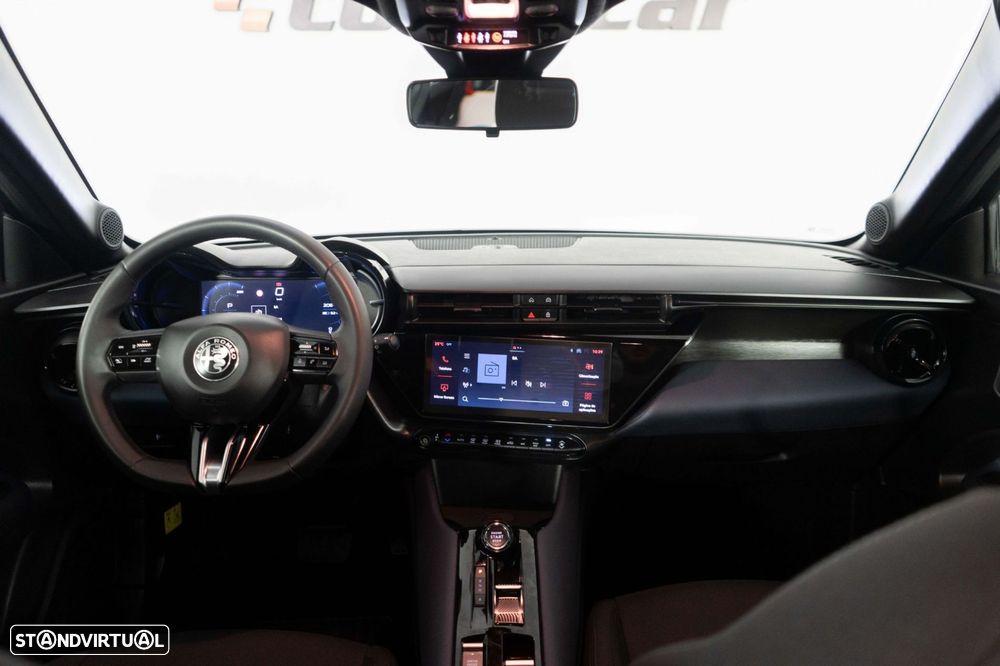Alfa Romeo Junior Elletrica 50 kWh Launch Edition - 22