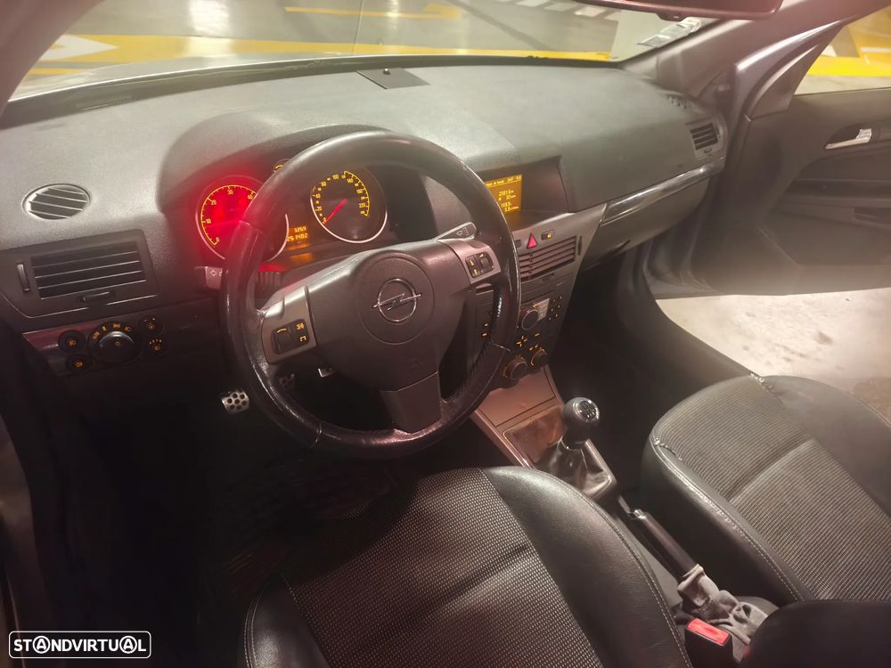 Opel Astra 1.7 CDTI Cosmo M5 - 10
