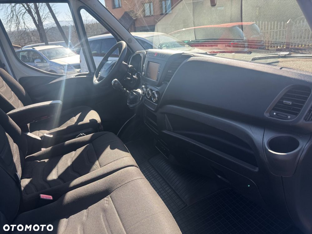Iveco DAILY 35C17 - 26