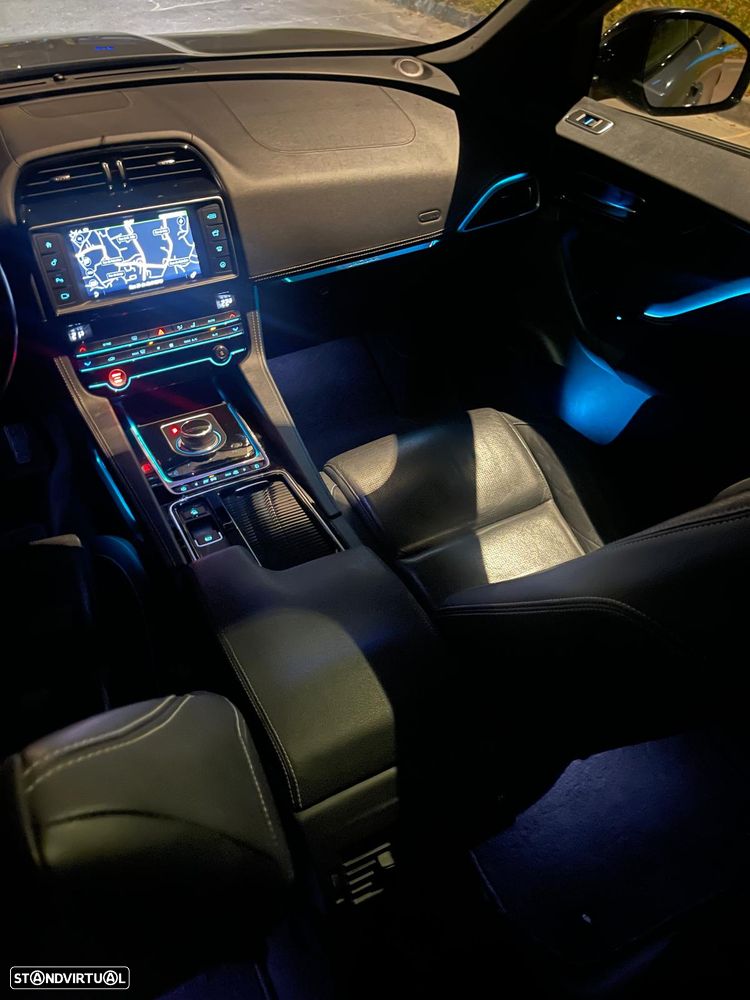 Jaguar F-Pace 2.0 i4D R-Sport Aut. - 25