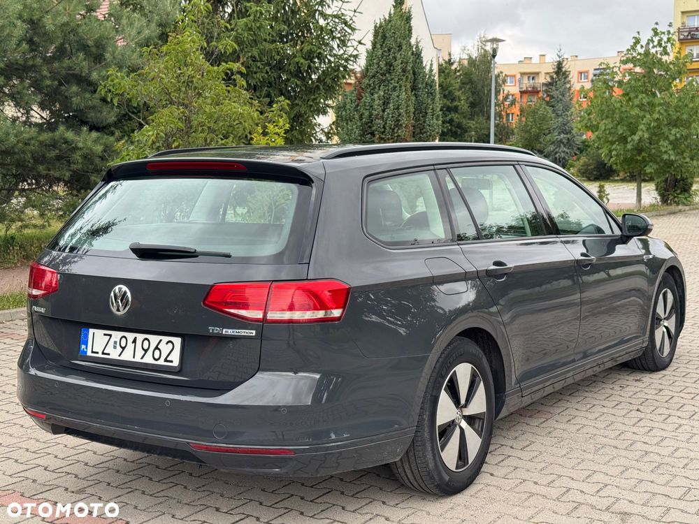 Volkswagen Passat 1.6 TDI BMT Trendline - 5