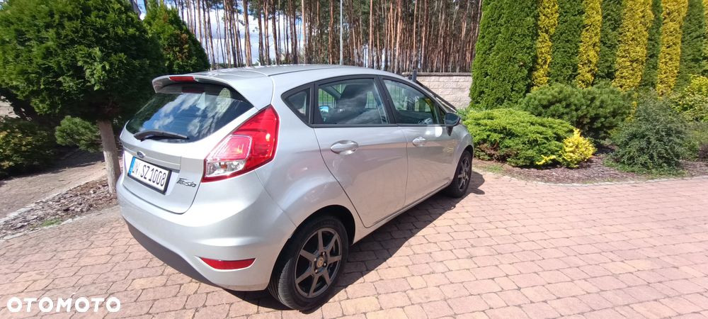 Ford Fiesta 1.25 Champions Edition - 8