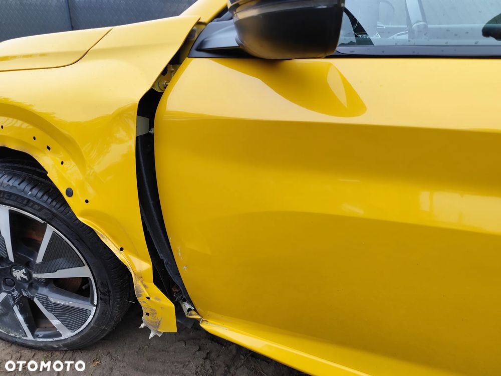 Peugeot 208 Elektromotor 136 GT+ - 12