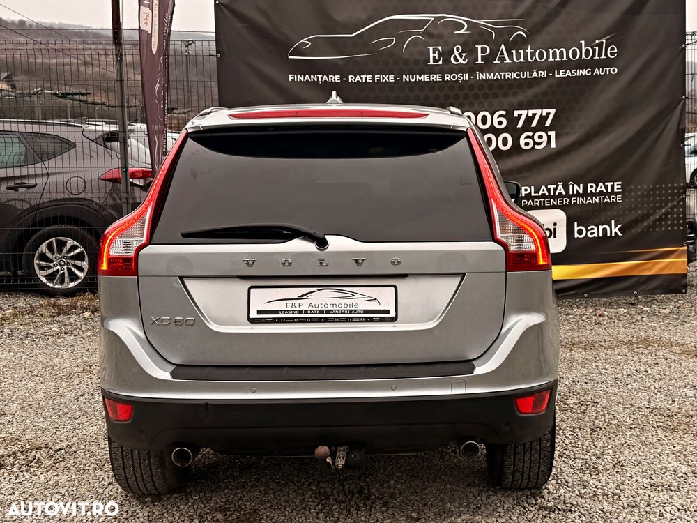 Volvo XC 60 D4 AWD Geartronic Ocean Race - 12