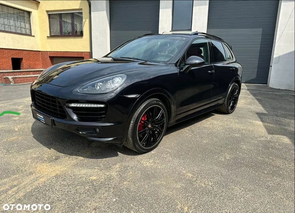 Porsche Cayenne GTS - 3