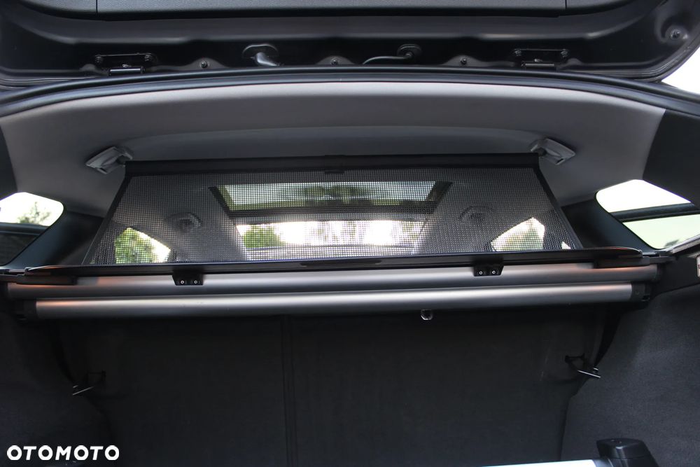 Hyundai i40 Kombi 1.7 CRDi DCT Premium - 31