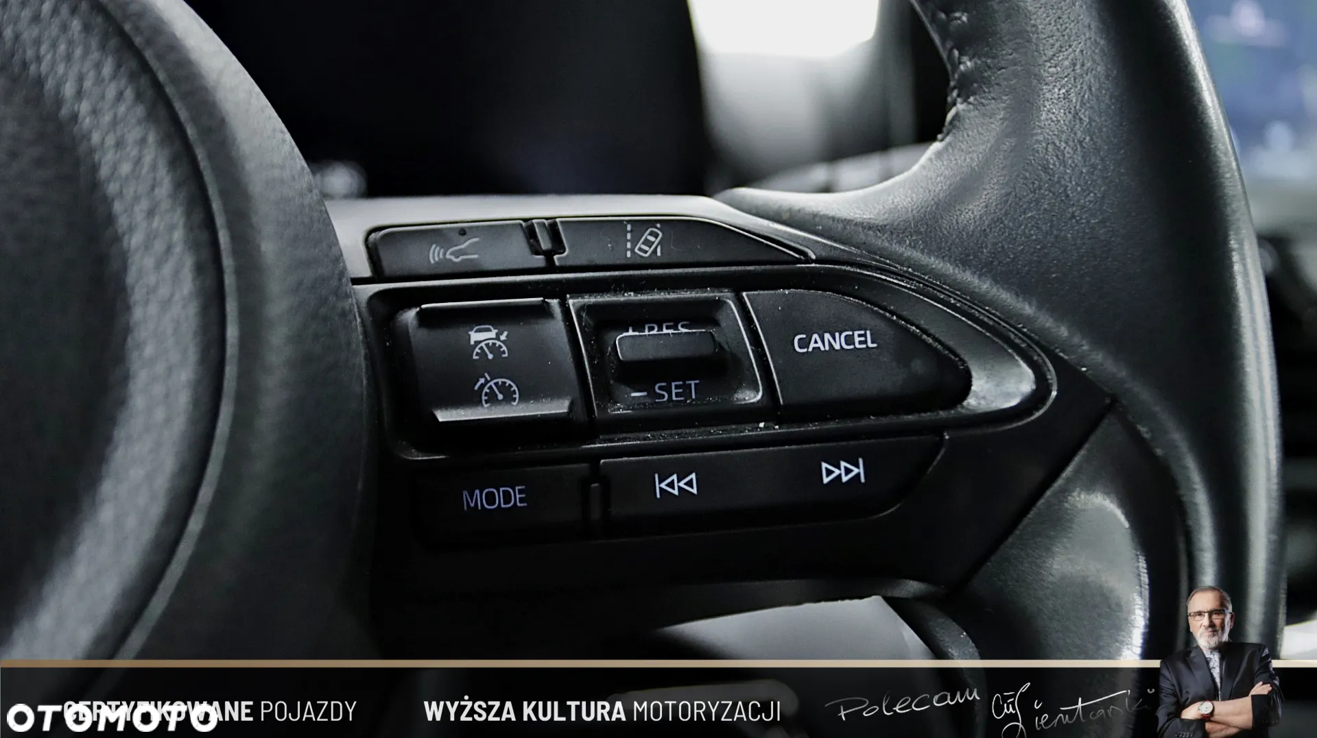 Toyota Yaris Cross Hybrid 1.5 Comfort - 17