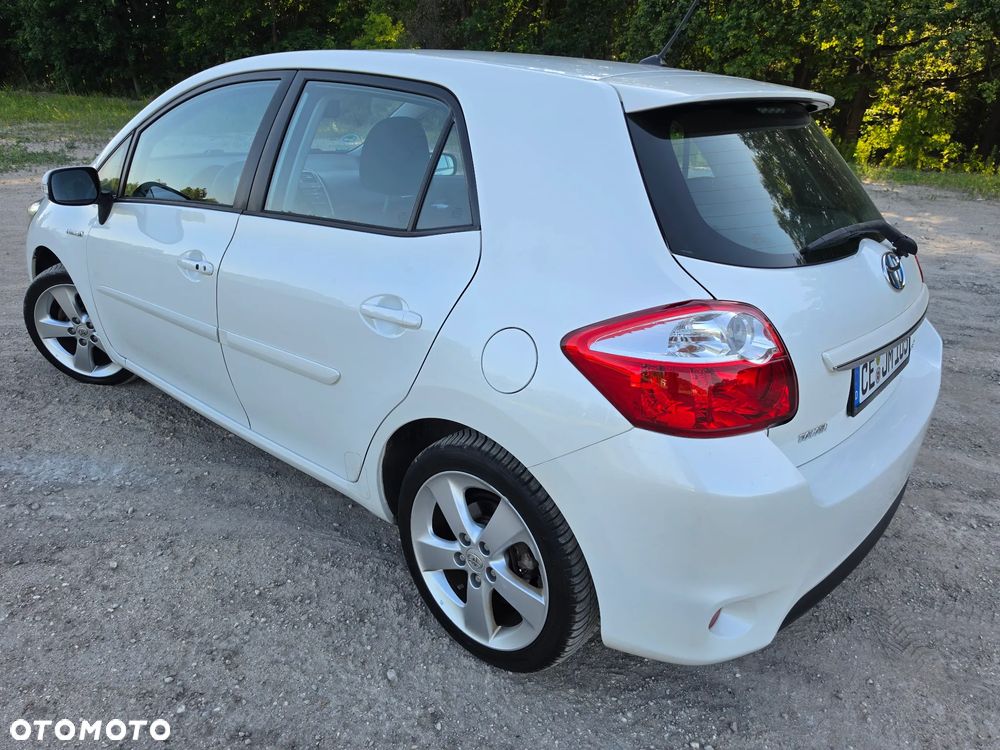 Toyota Auris - 12