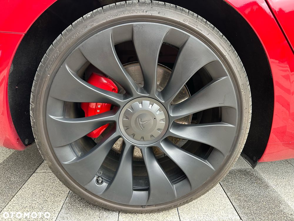 Tesla Model 3 Performance AWD - 24