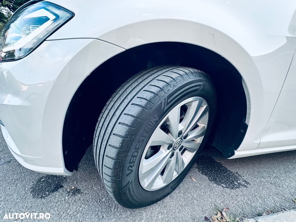 VOLKSWAGEN Golf 2019 — imagine 13