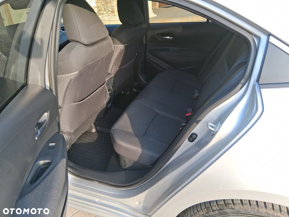 Toyota Corolla 1.8 Hybrid Style - 10