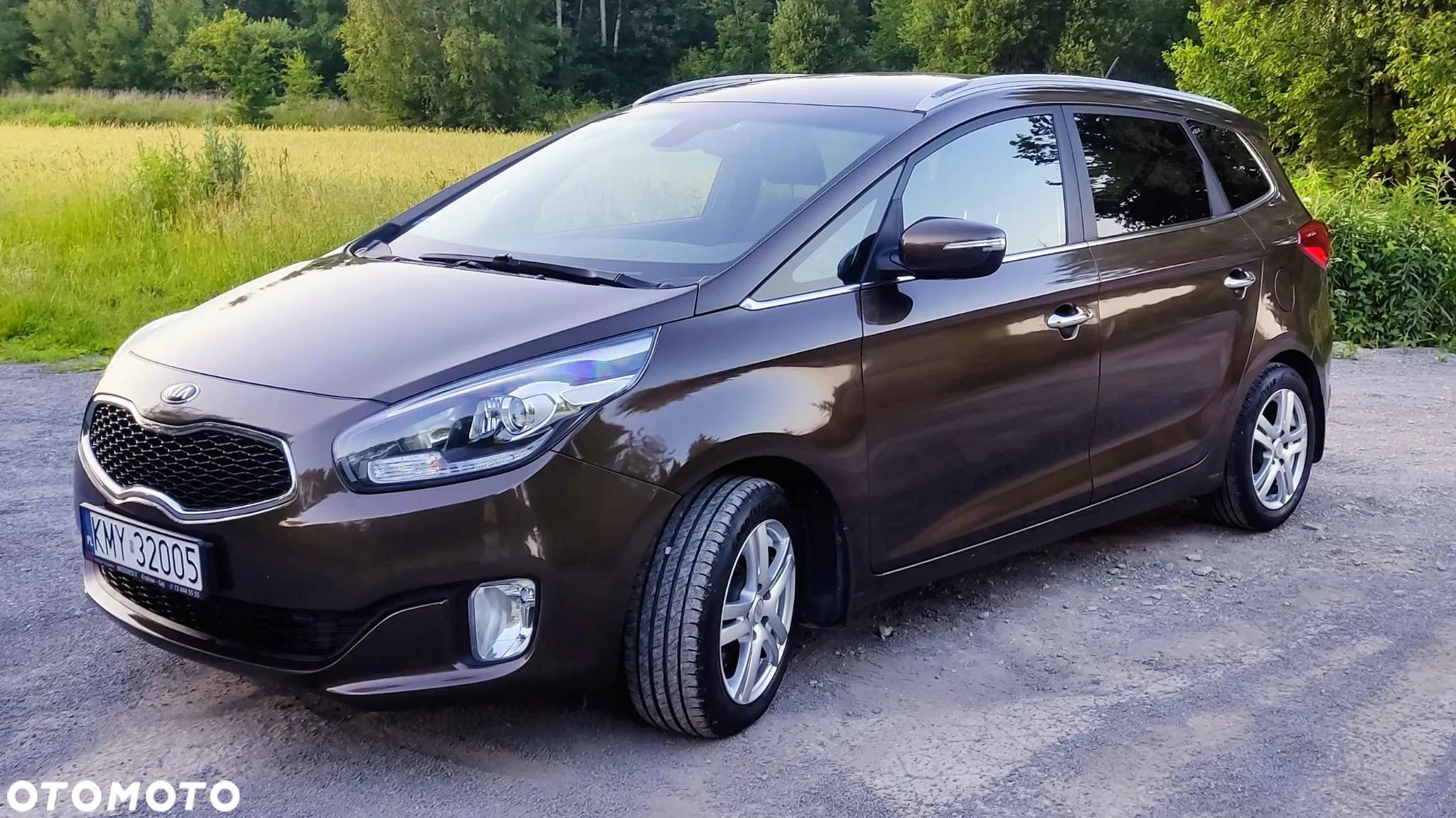 Kia Carens 1.7 CRDi L - 1