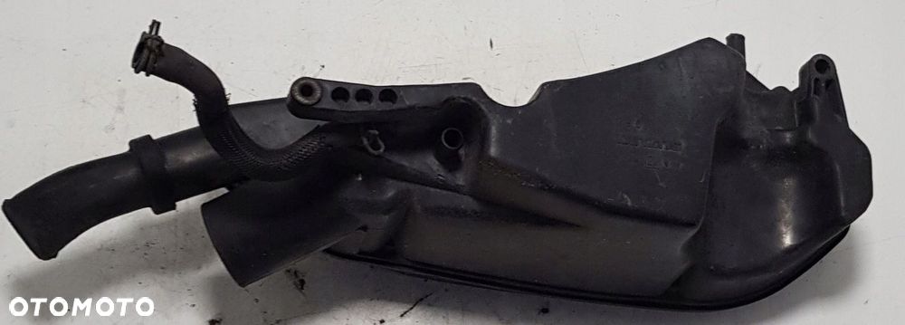 SUZUKI BURGMAN 125 04-06 FILTR POWIETRZA - 4