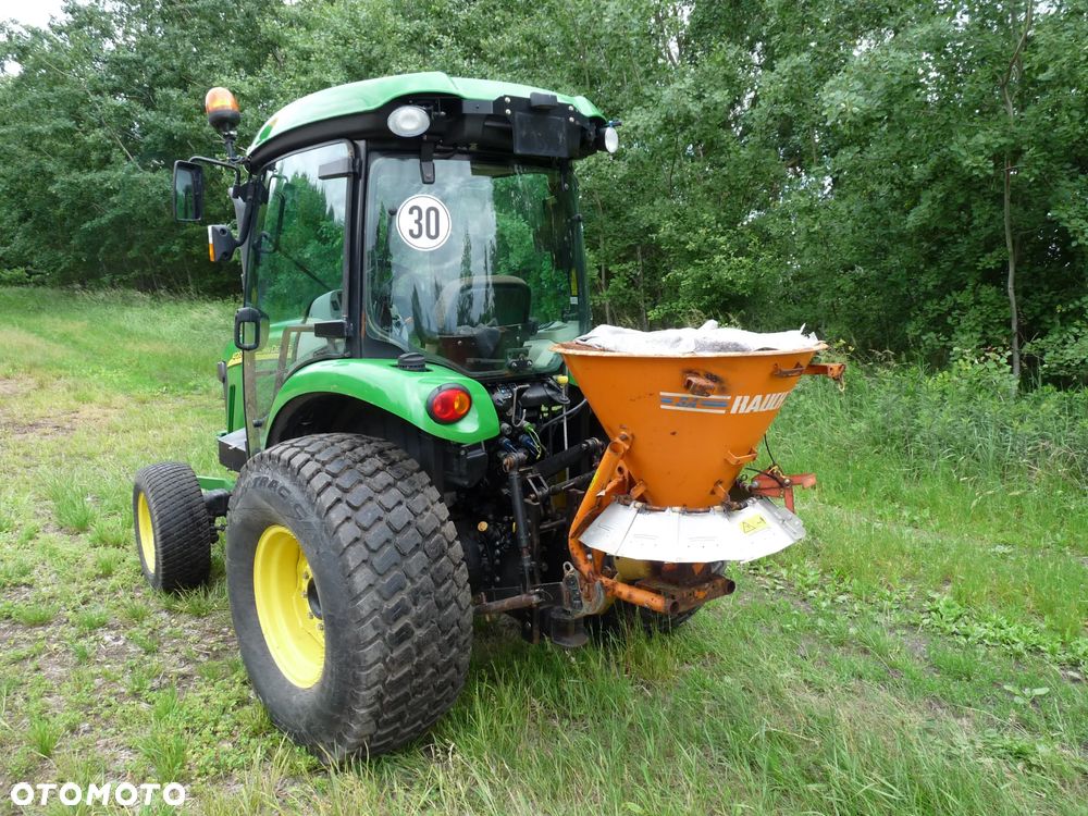 John Deere 4720 - 4
