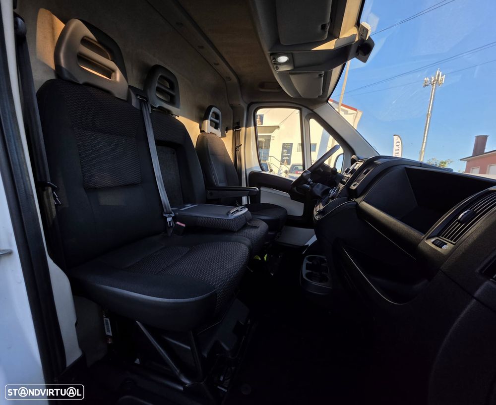 Citroën Jumper 2.0 BlueHDi 33 L2H2 - 17