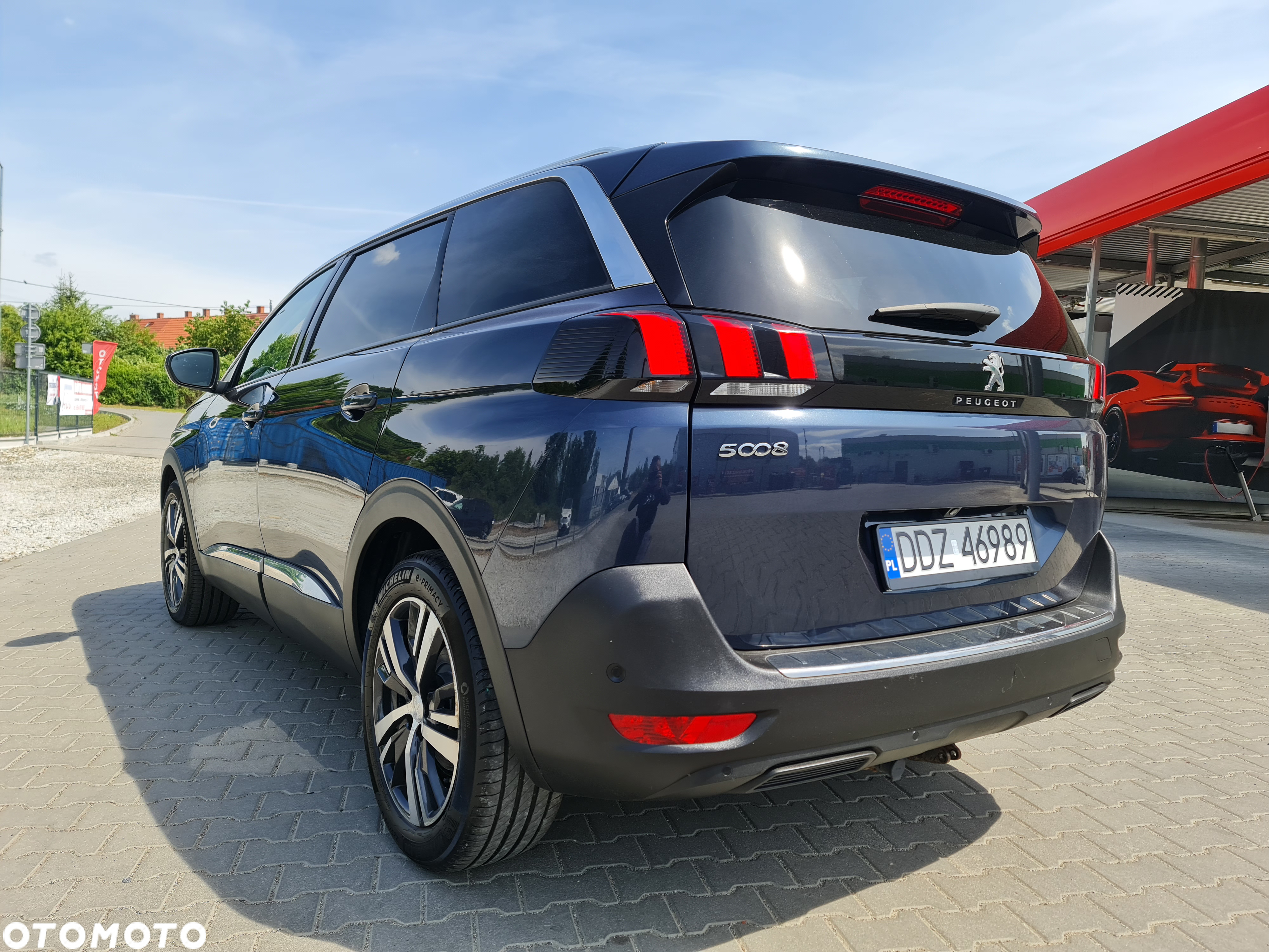 Peugeot 5008 1.6 BlueHDI Allure S&S EAT6 - 5
