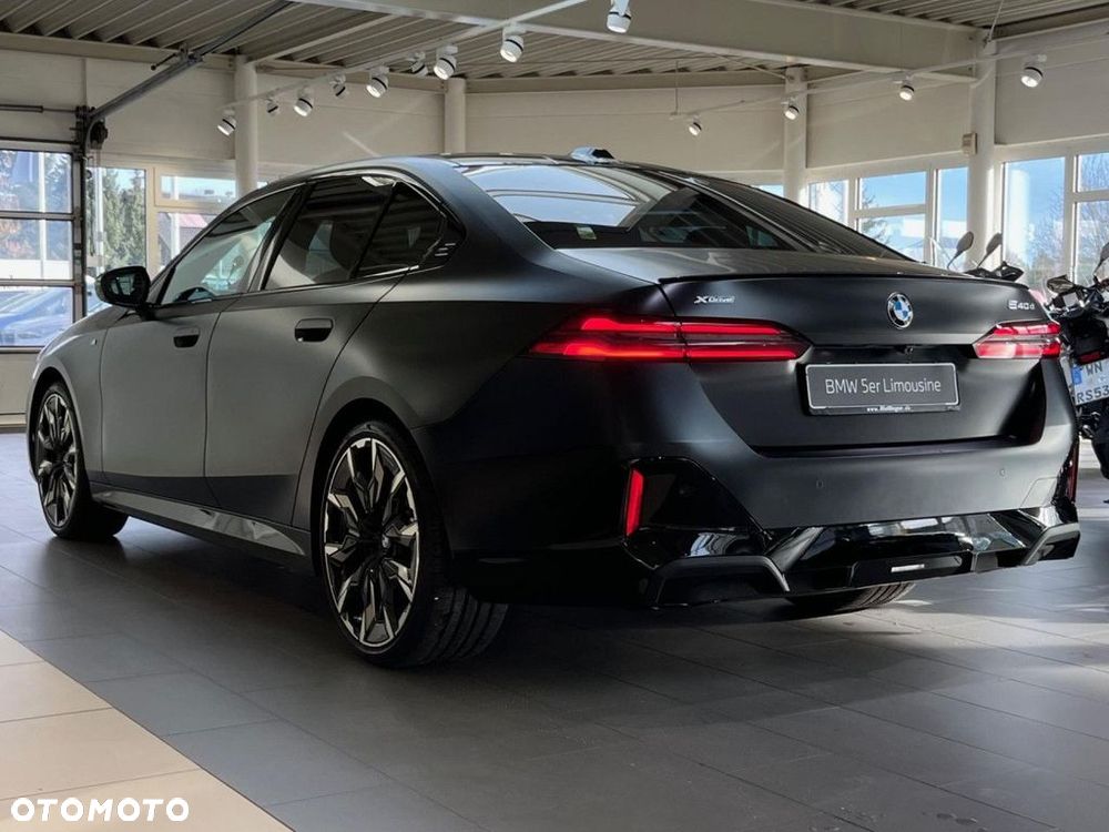 BMW Seria 5 540d xDrive mHEV M Sport - 4