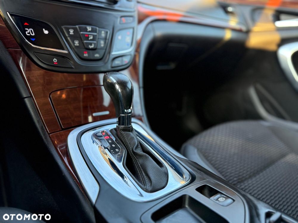 Opel Insignia 2.0 CDTI Cosmo - 11
