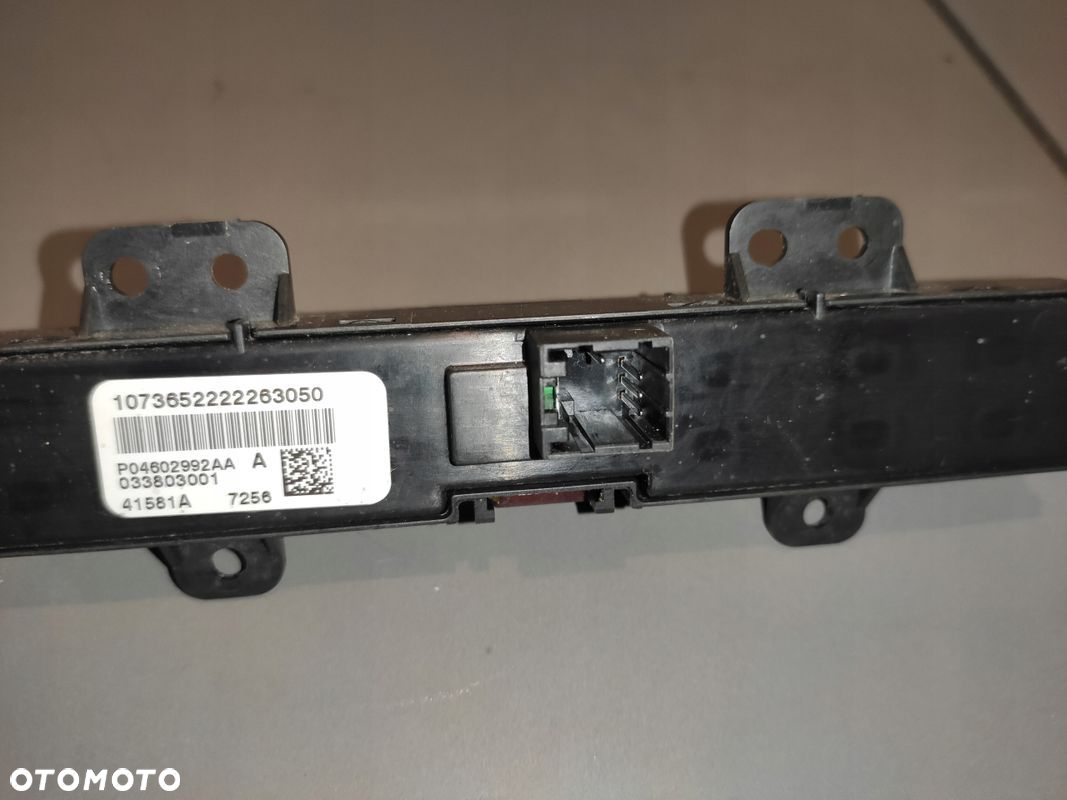 JEEP CHEROKEE LIBERTY KK PRZYCISK ŚWIATEŁ AWARYJNYCH PANEL PRZYCISKÓW - 7