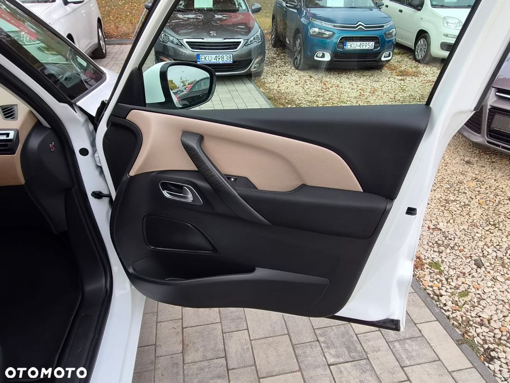 Citroën C4 Picasso e-HDi 115 Attraction - 21