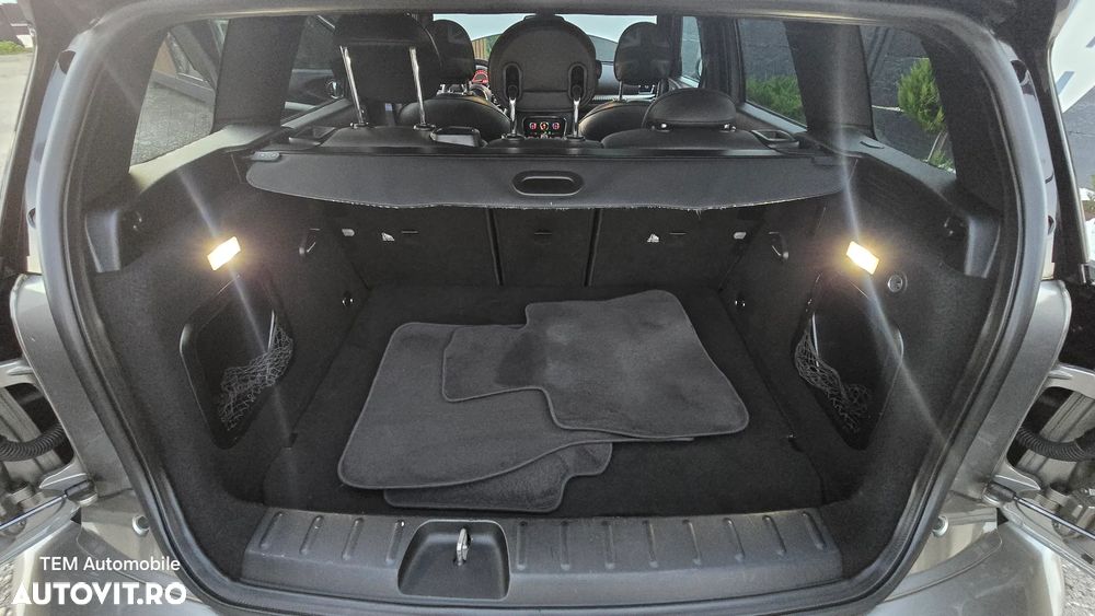 Mini Clubman Cooper SD ALL4 AT - 11