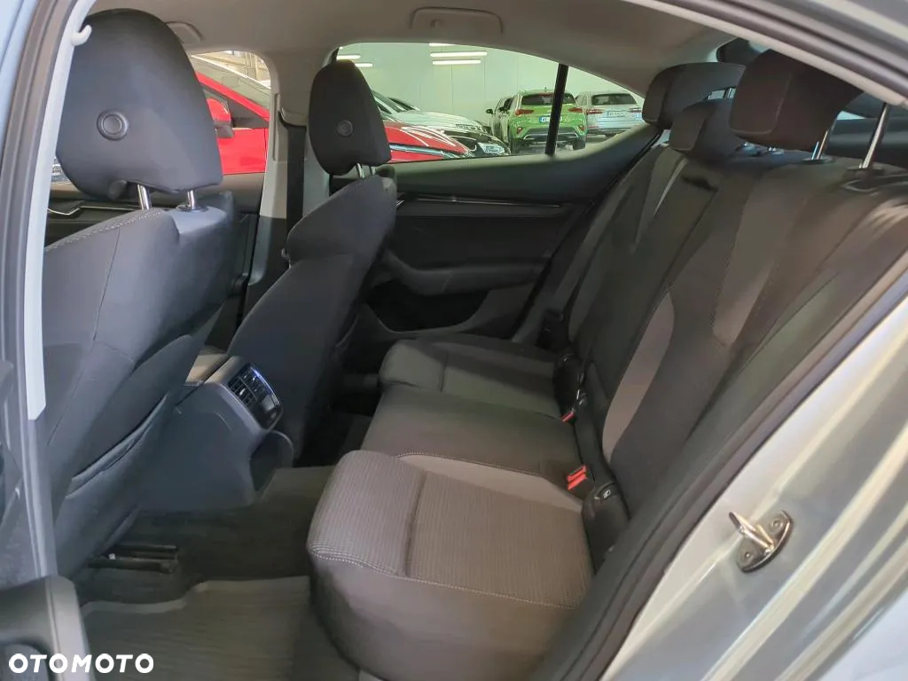 Skoda Octavia 1.5 TSI ACT Ambition - 11