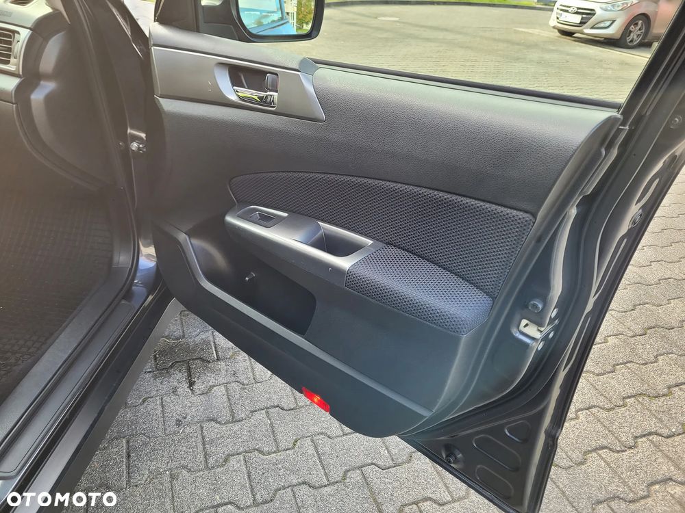 Subaru Forester 2.0D XE 000 Euro5 - 18