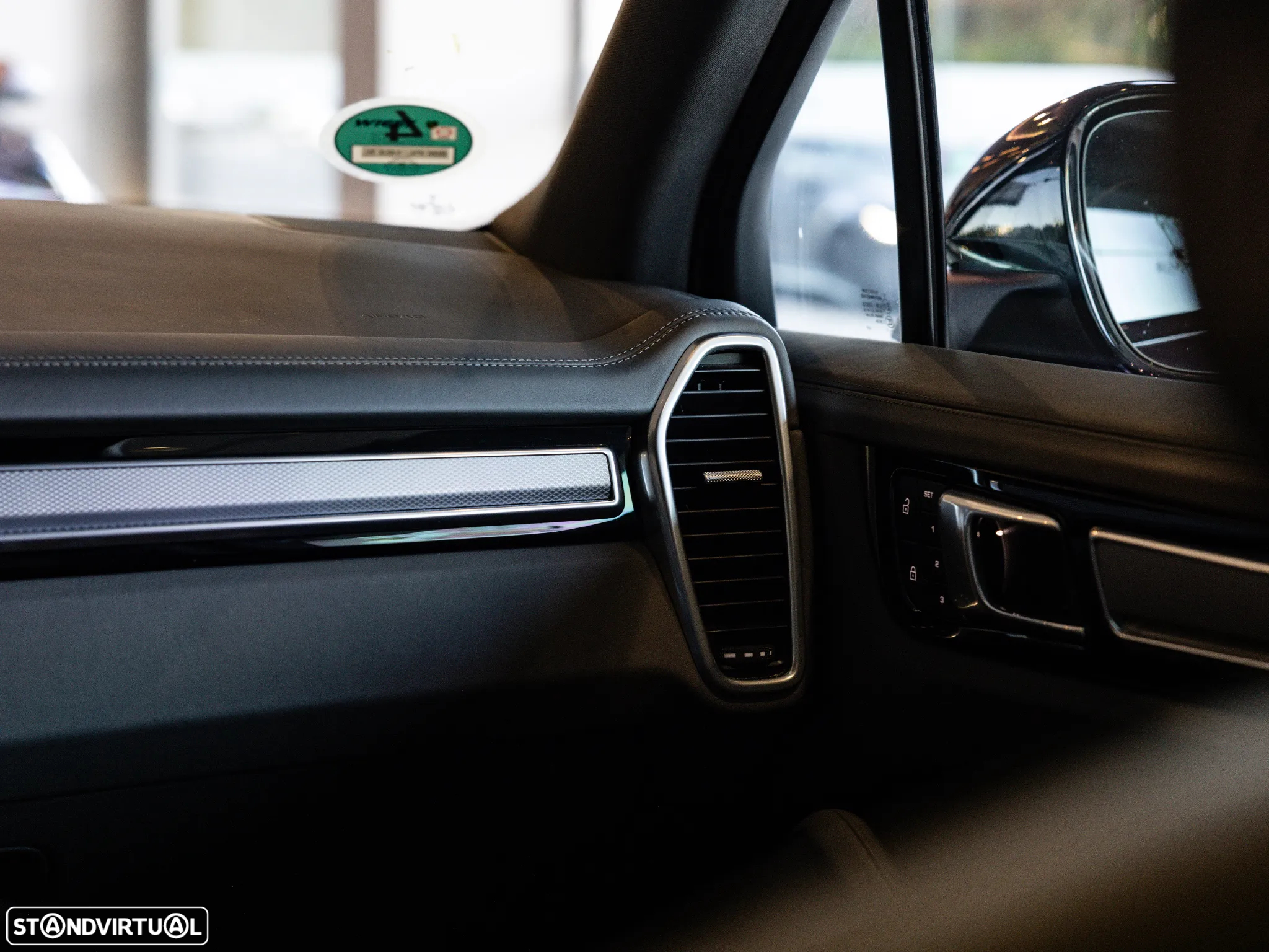Porsche Cayenne E-Hybrid Platinum Edition - 39