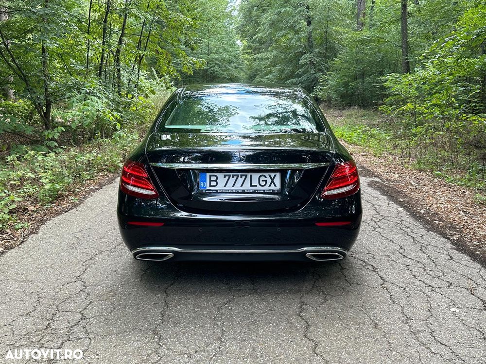 Mercedes-Benz E 400 d 4Matic 9G-TRONIC Exclusive - 4