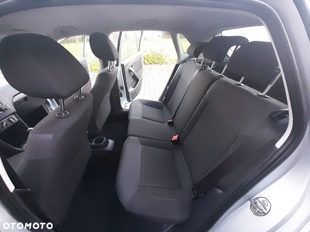 Volkswagen Polo 1.4 TDI (Blue Motion Technology) Comfortline - 26