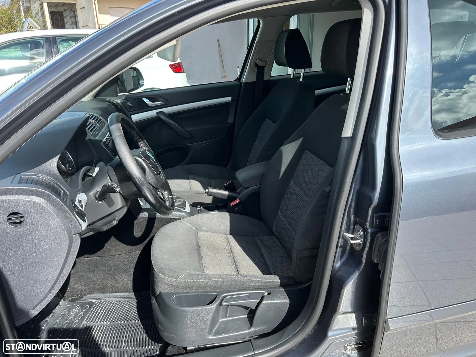 Skoda Octavia Break 1.6 TDi Ambition - 7