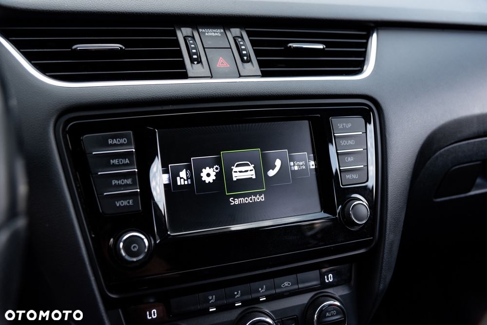 Skoda Octavia 2.0 TSI RS 230 - 35
