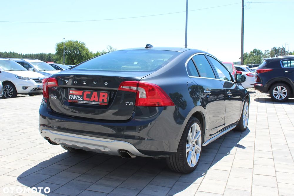 Volvo S60 T3 Summum - 9
