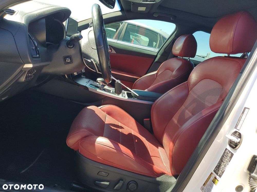 Kia Stinger 3.3 T-GDI AWD GT - 9