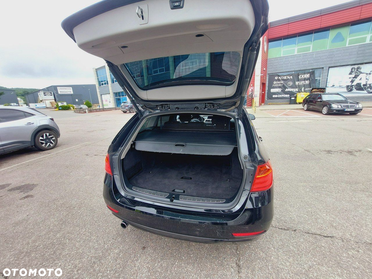 BMW Seria 3 316d - 27