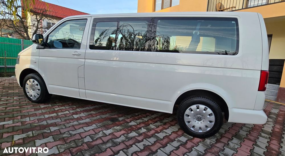 Volkswagen Caravelle - 12