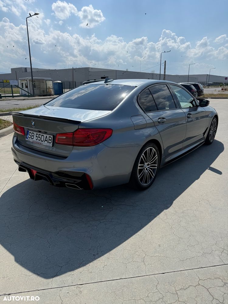 BMW Seria 5 530d xDrive AT - 13