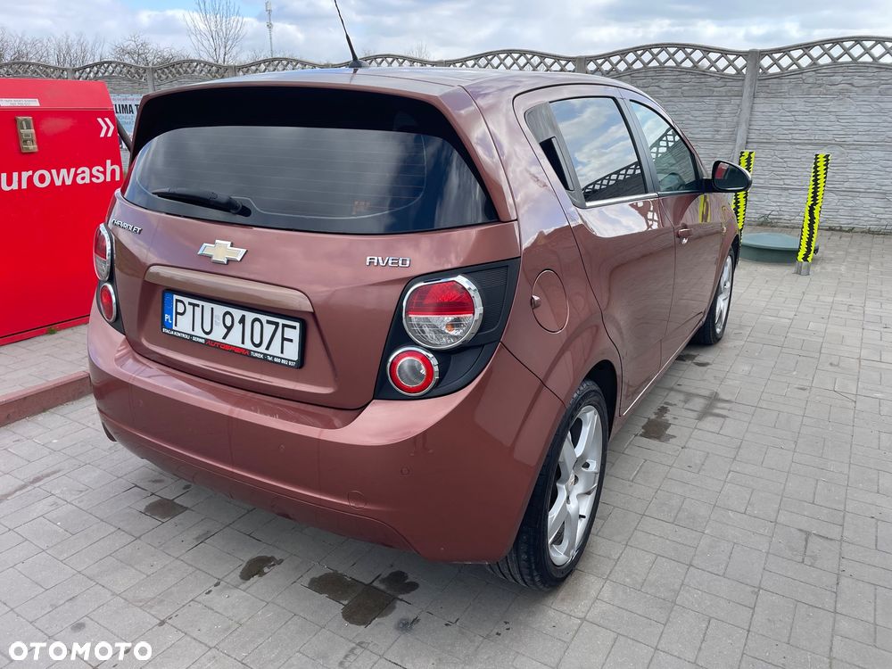 Chevrolet Aveo - 5