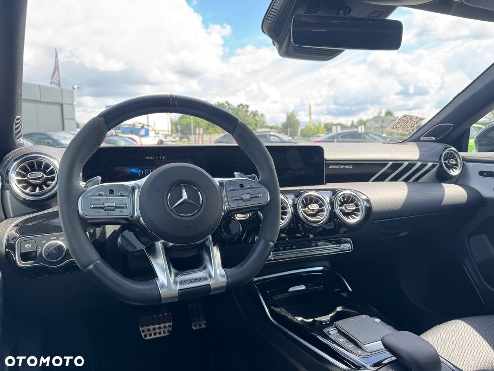 Mercedes-Benz CLA - 15