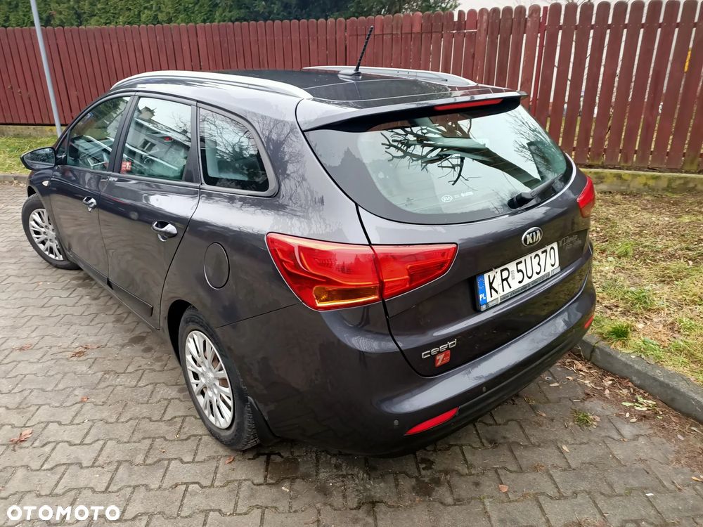 Kia Ceed 1.6 GDI M - 4