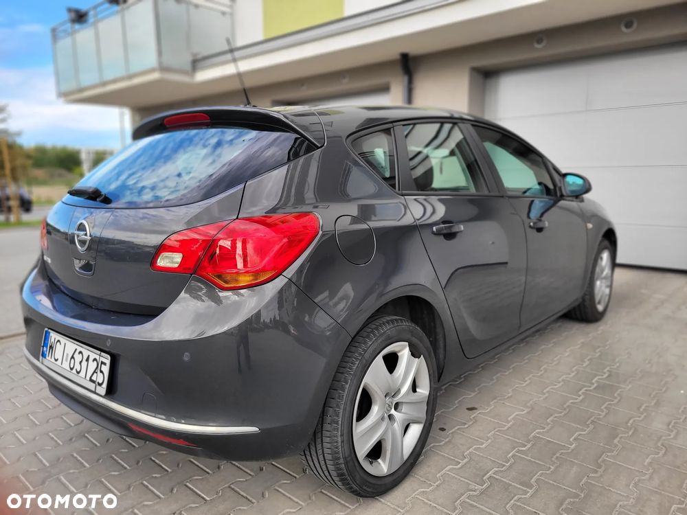 Opel Astra 1.4 T Active - 10