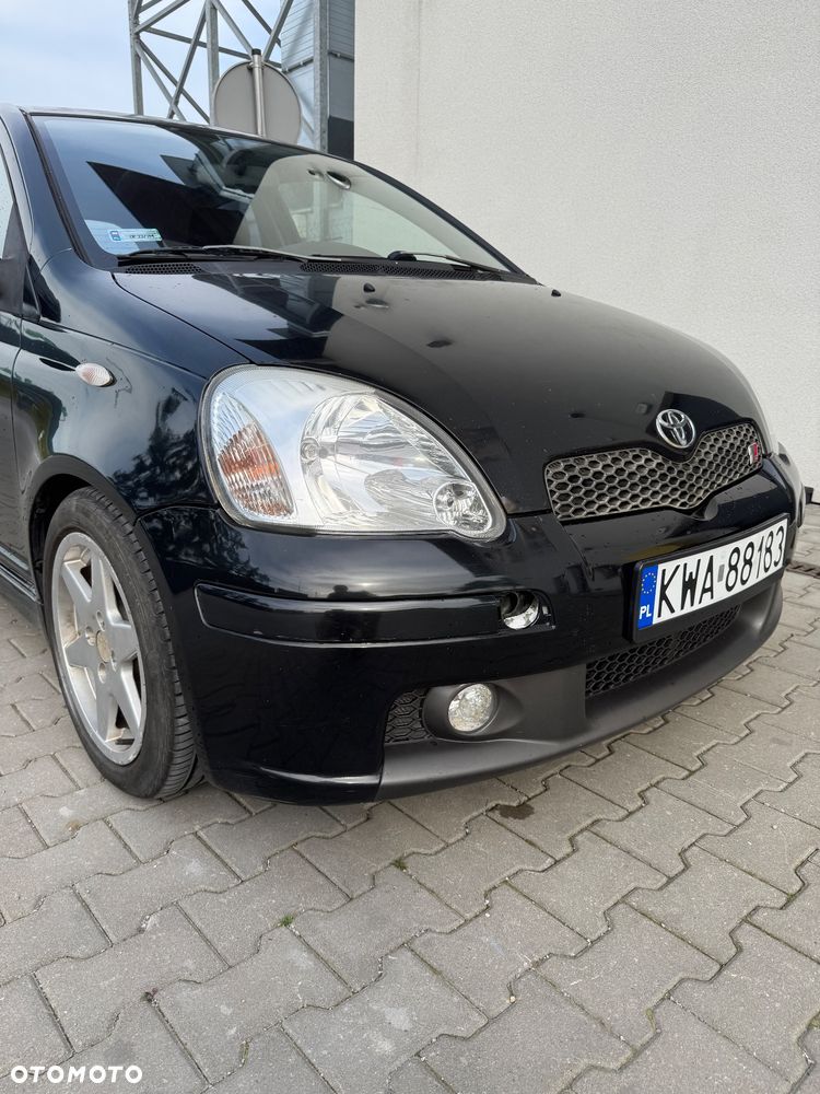 Toyota Yaris - 5