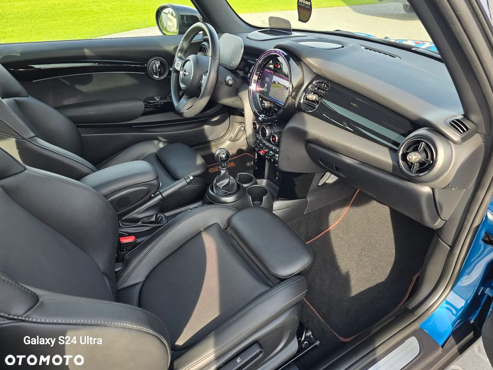 MINI Cooper - 24