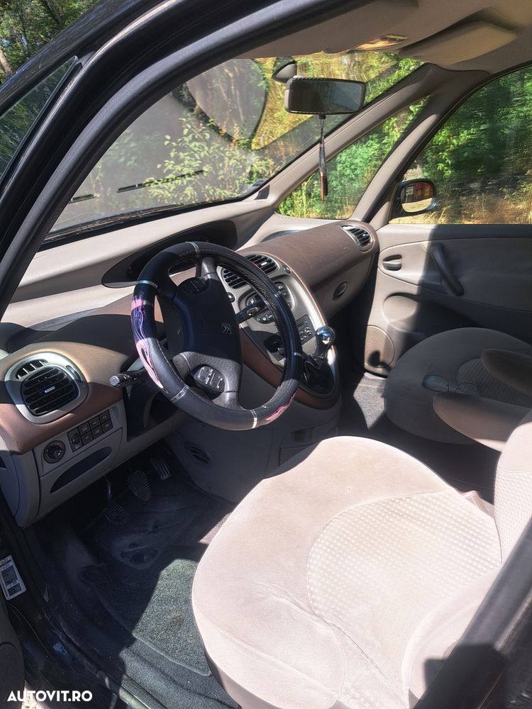 Citroën Xsara Picasso 1.8i 16V - 7