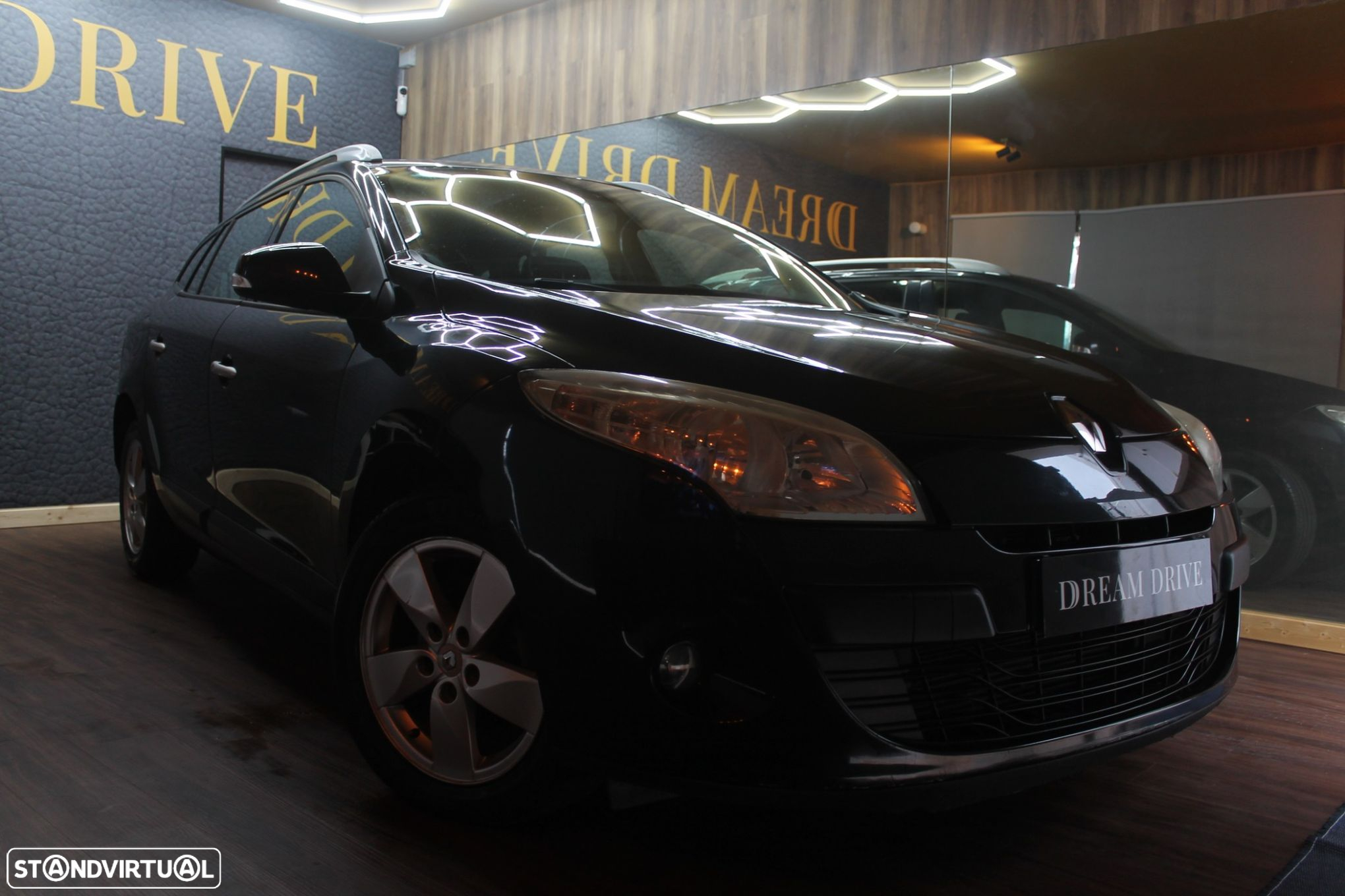 Renault Mégane Sport Tourer 1.5 dCi Dynamique - 2