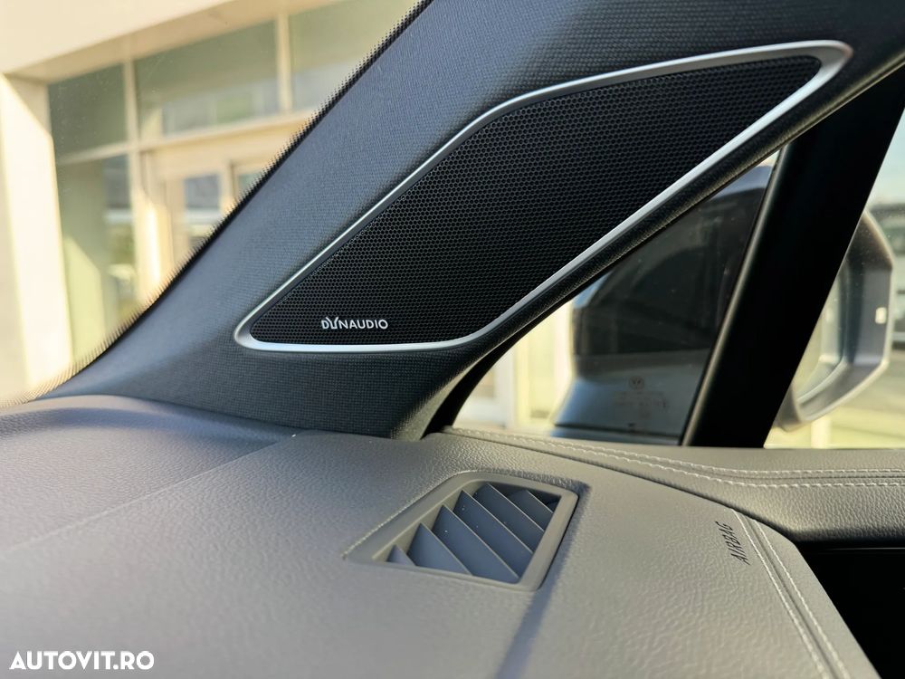 Volkswagen Touareg V6 TDI 4MOTION R-Line - 15