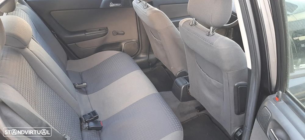 Opel Astra 1.2 Selection - 6