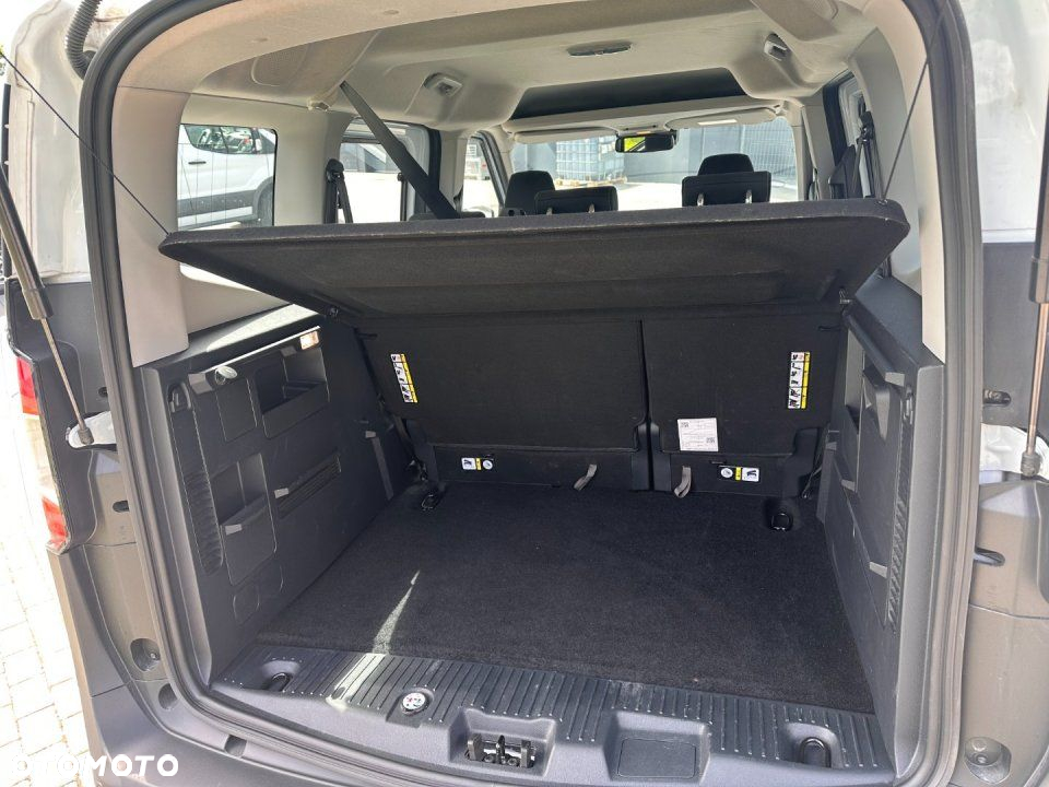 Ford Tourneo Courier - 10